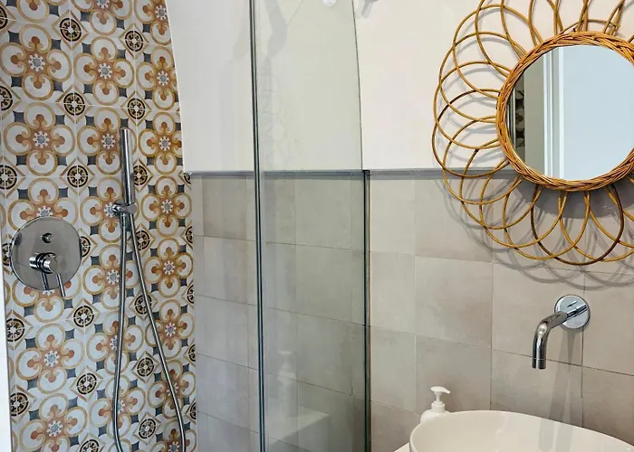 Nali Полиньяно-а-Маре